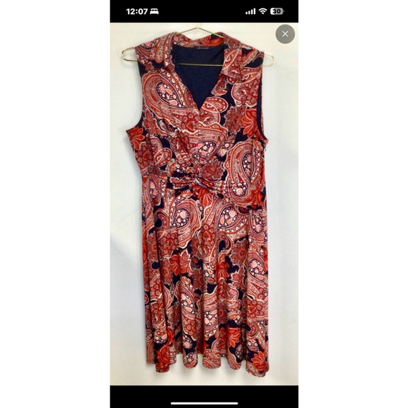 Women's Tommy Hilfiger Dress, Size Large , Red and Navy Paisley - Picture 1 of 11